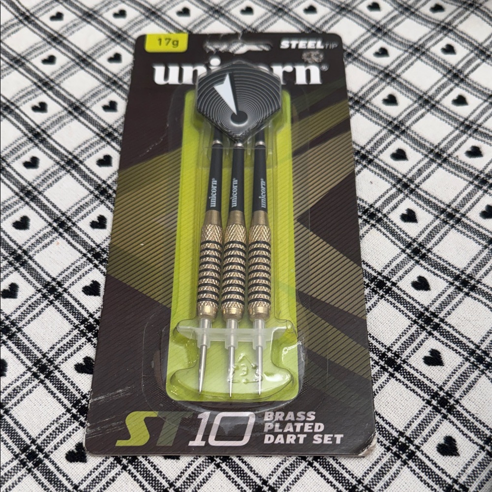 Black and Gold Brass Plated Dart Set